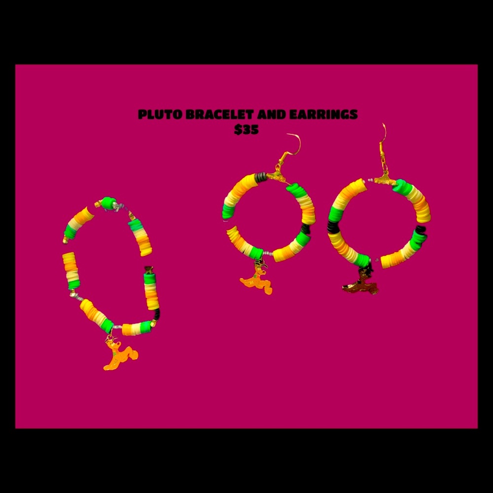 Pluto stretchable bracelet and earrings